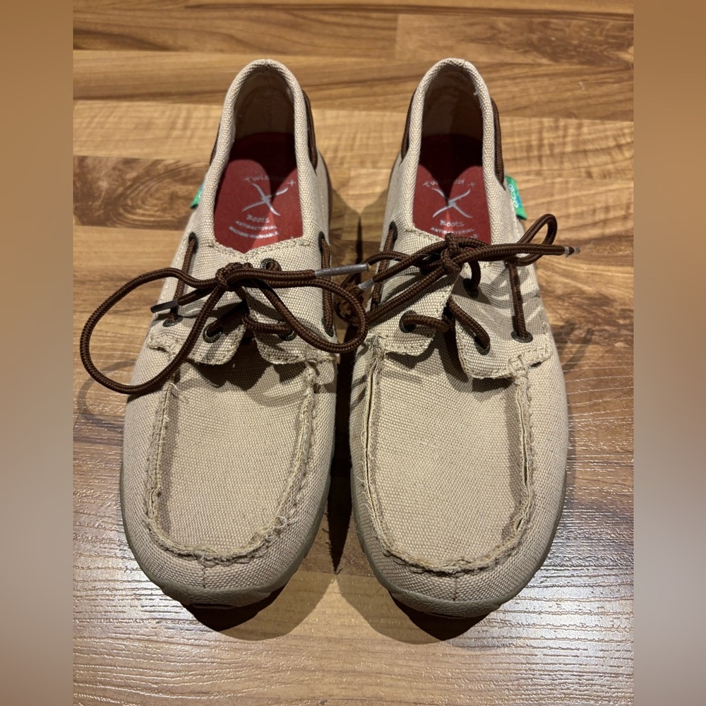 Twisted X Women's Eco TWX Driving Moccasin Boat Shoe Beige Brown Size 8M
